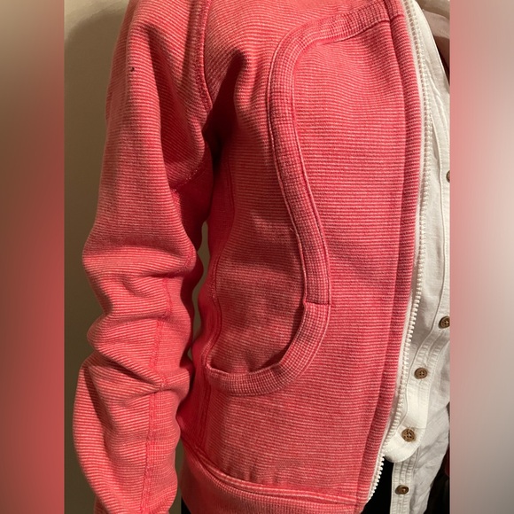 Vintage LULULEMON Athletics Hooded jacket Size M Excellent Condition (324) - Picture 3 of 7